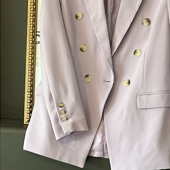 COPY - Lilac Mock Horn Double Breasted Blazer RELAXED FIT SO Size Medium MSRP $… - Picture 4 of 6